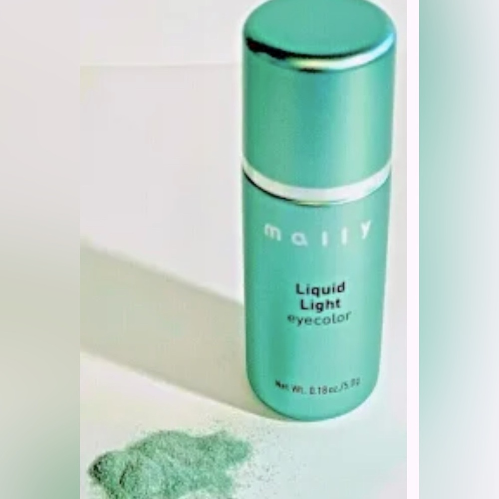Mally Liquid Light Eyecolor Mint Green .18 Oz. NEW!!!
